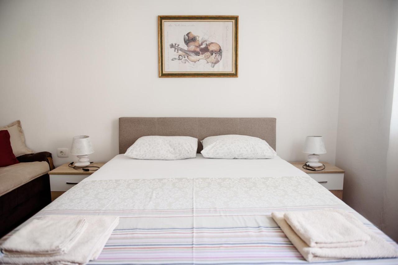 Cozy 2Br Apartment, 3 Min To The Old Town Kotor Exterior photo